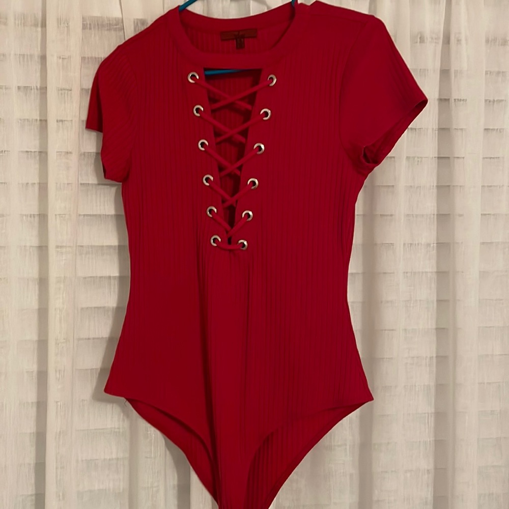 Red BKE bodysuit size: small